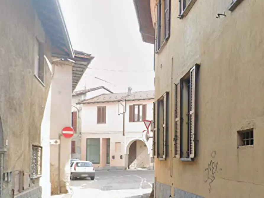 Immagine 23 di Appartamento in vendita  in Via Eugenio Villoresi a Somma Lombardo