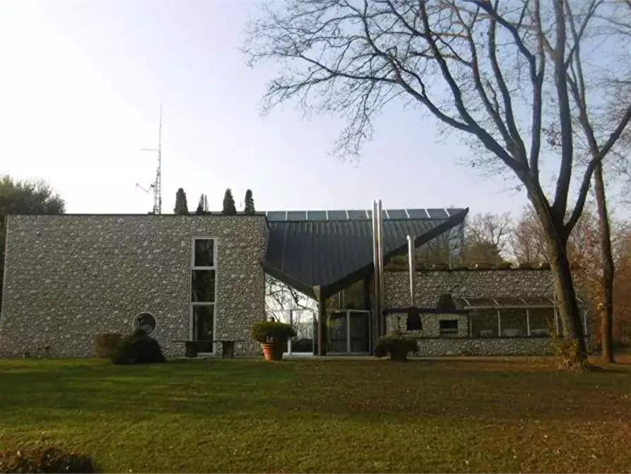 Immagine 5 di Villa in vendita  in Via Cerone a Nosate