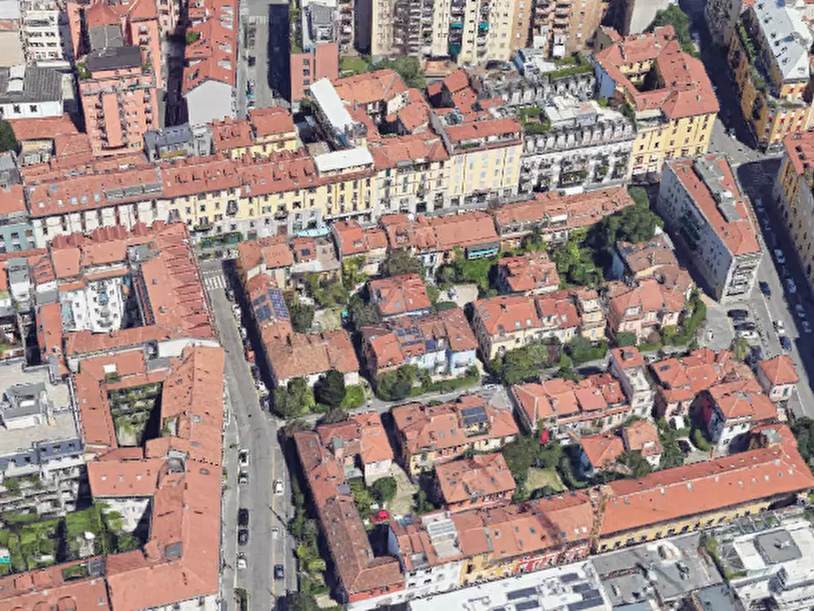 Immagine 11 di Appartamento in vendita  in Via Pasquale Sottocorno a Milano