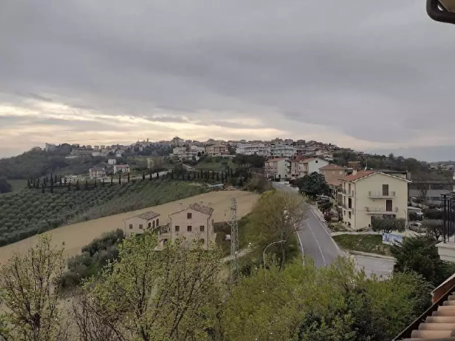 Immagine 10 di Ufficio in vendita  in Via Robert Baden Powell a Montegranaro