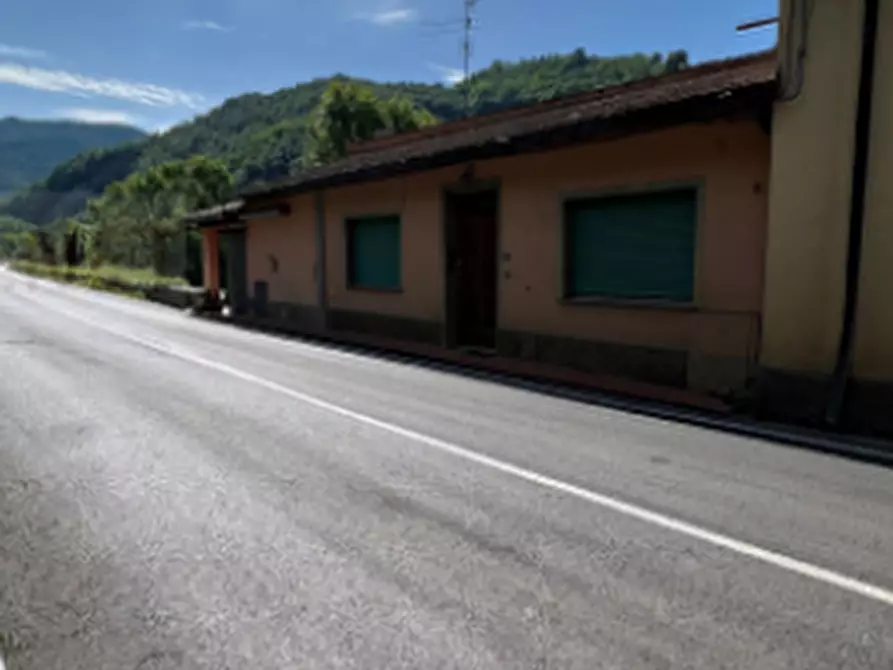 Immagine 3 di Appartamento in vendita  in via ettore pinzani a Dicomano