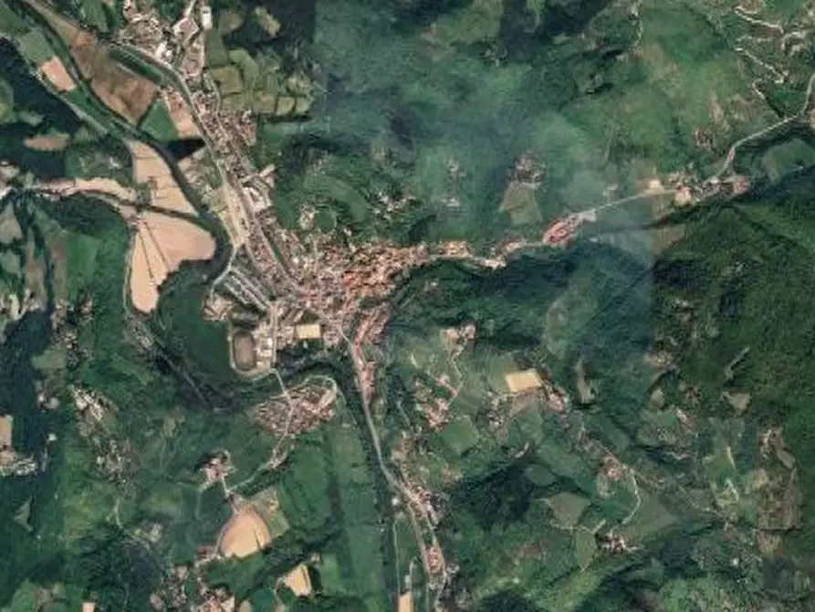 Immagine 8 di Appartamento in vendita  in via ettore pinzani a Dicomano