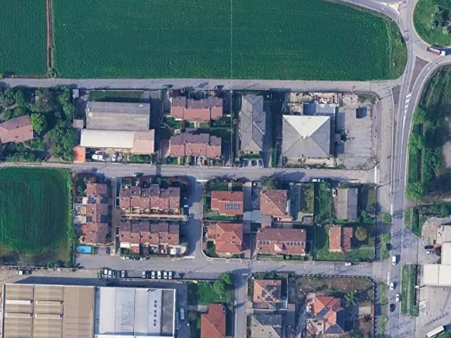 Immagine 1 di Porzione di casa in vendita  in Via Risorgimento a Castelcovati