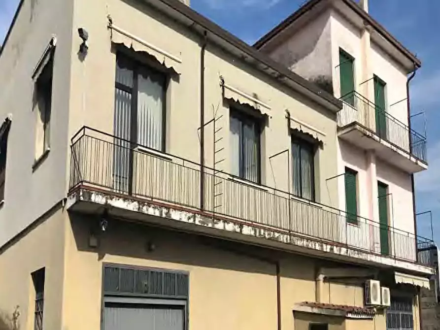 Immagine 1 di Ufficio in vendita  in Via delle Bettole a Brescia