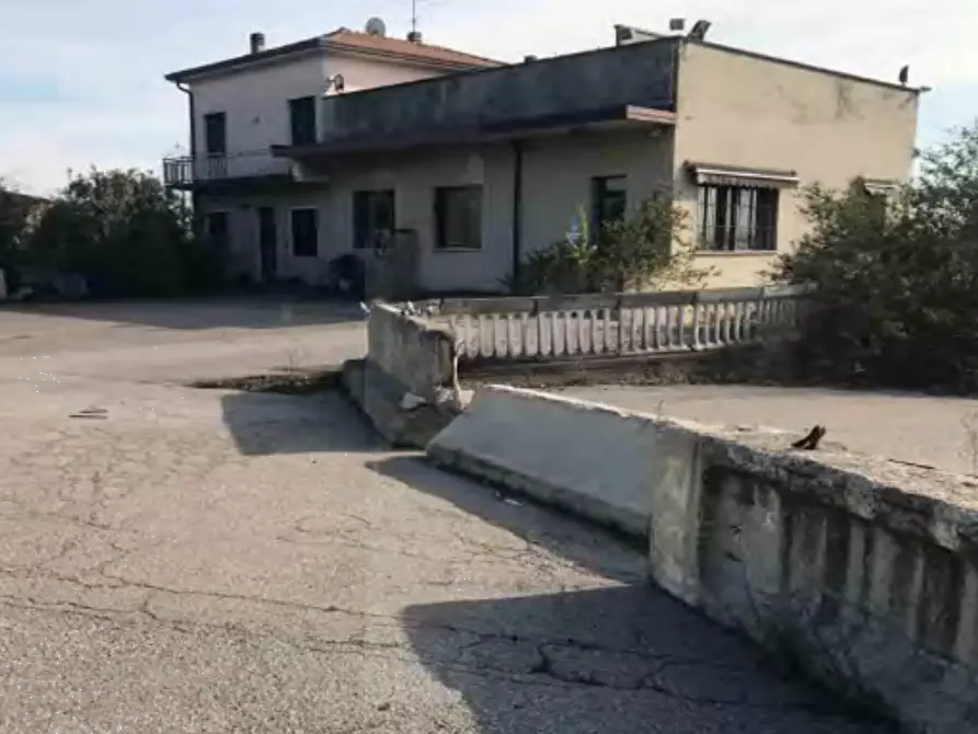 Immagine 7 di Ufficio in vendita  in Via delle Bettole a Brescia