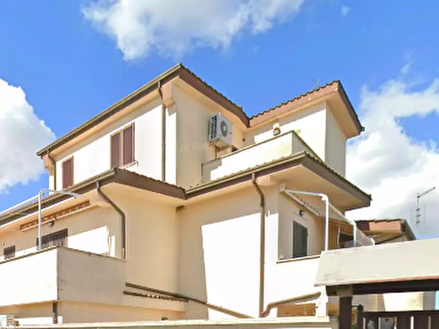 Immagine 3 di Appartamento in vendita  in Via Tullio Ascarelli  a Roma