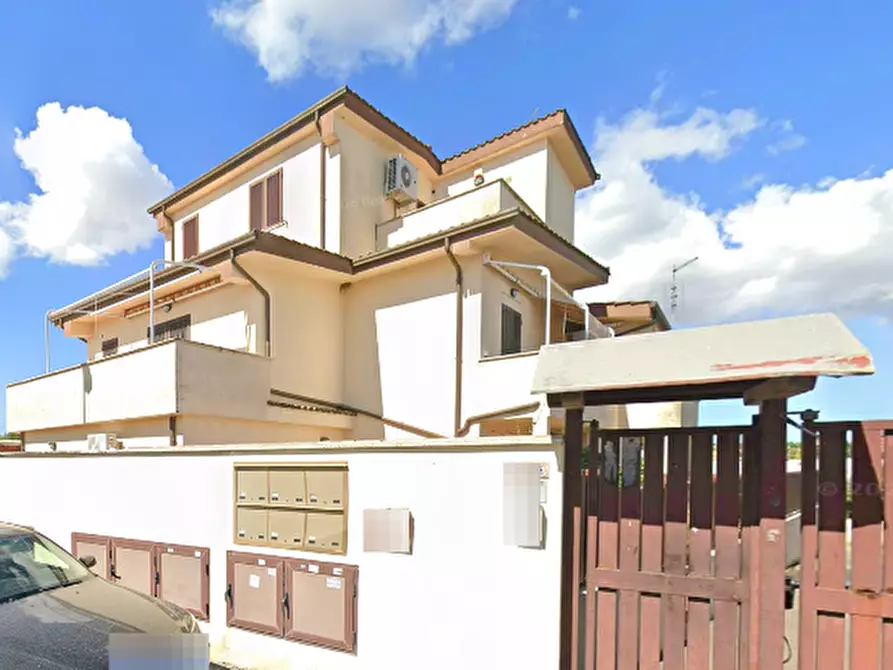 Immagine 1 di Appartamento in vendita  in Via Tullio Ascarelli  a Roma