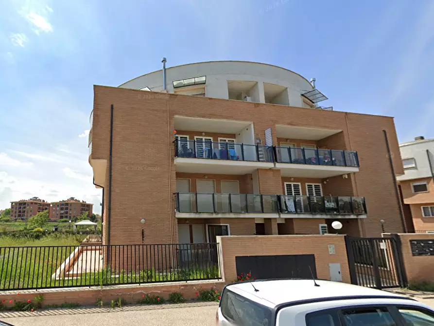 Immagine 4 di Appartamento in vendita  in Via Cardinale Luigi Traglia a Roma