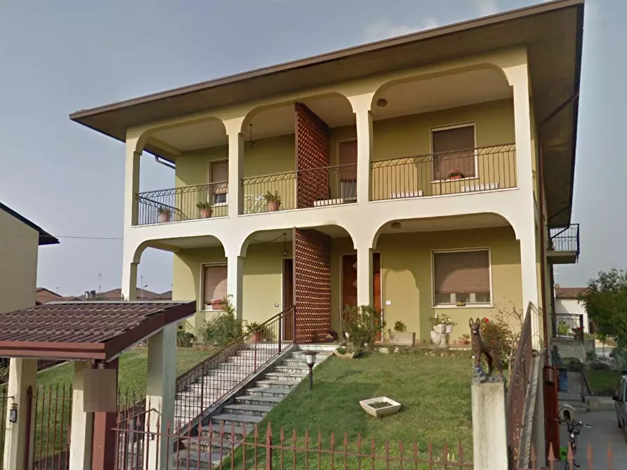 Immagine 9 di Porzione di casa in vendita  in Via G. Mameli a Milzano