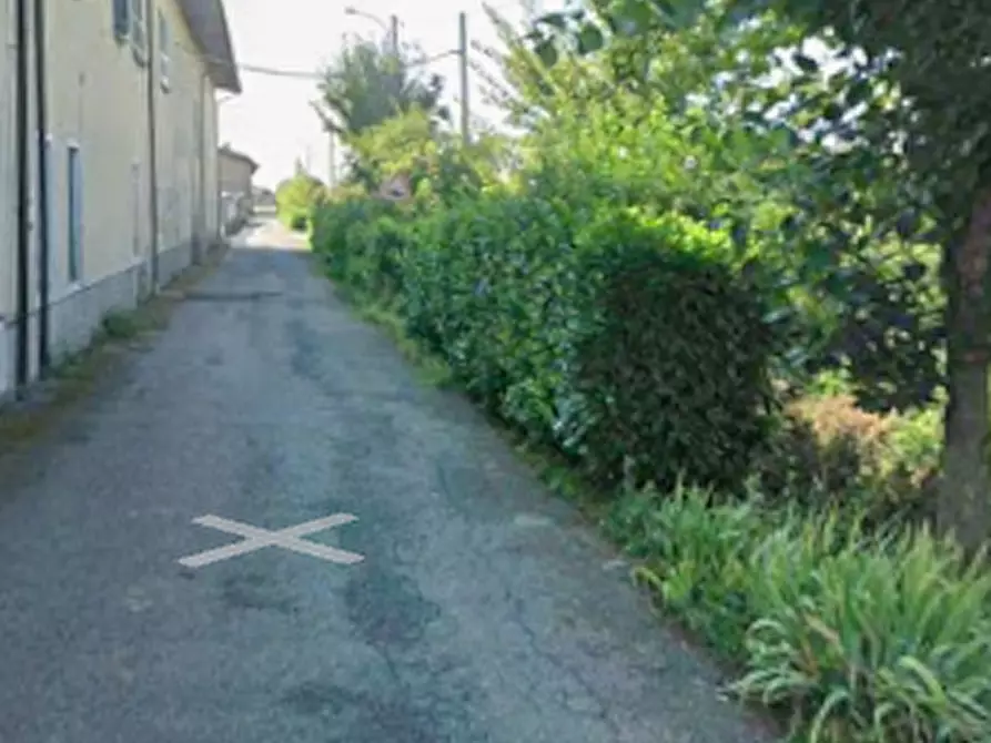 Immagine 6 di Rustico / casale in vendita  in Via Guglielmo Marconi a Berlingo