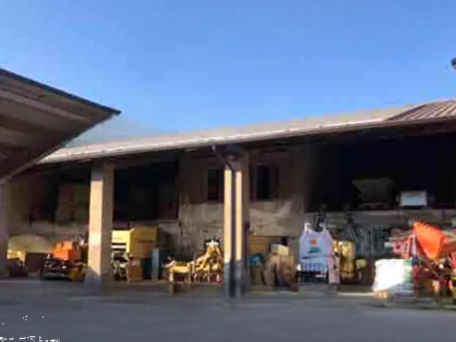 Immagine 3 di Rustico / casale in vendita  in Via Guglielmo Marconi a Berlingo