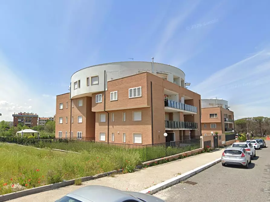 Immagine 2 di Appartamento in vendita  in Via Cardinale Luigi Traglia a Roma