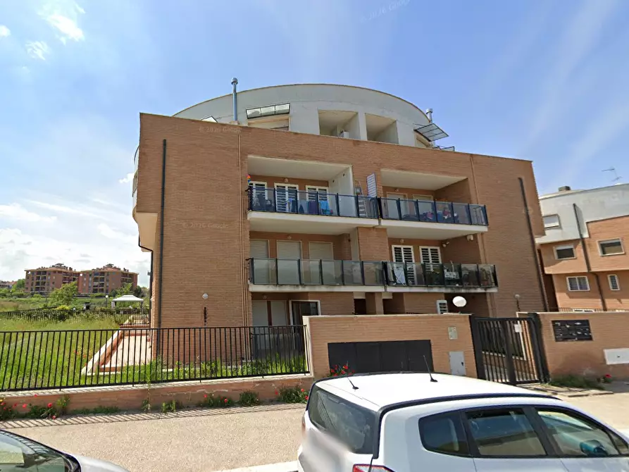 Immagine 4 di Appartamento in vendita  in Via Cardinale Luigi Traglia a Roma