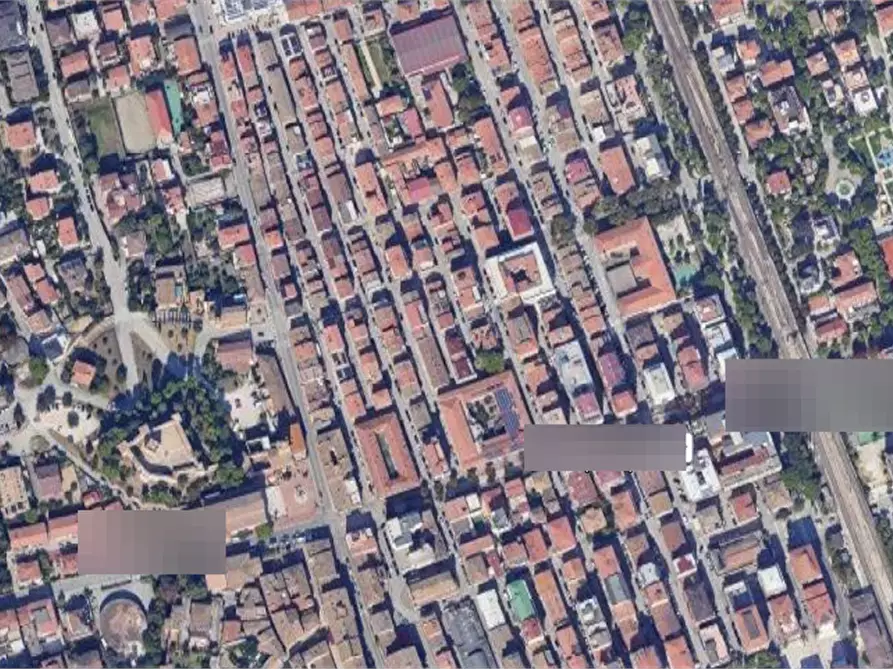 Immagine 2 di Negozio in vendita  in Via Giacomo Leopardi a Porto San Giorgio