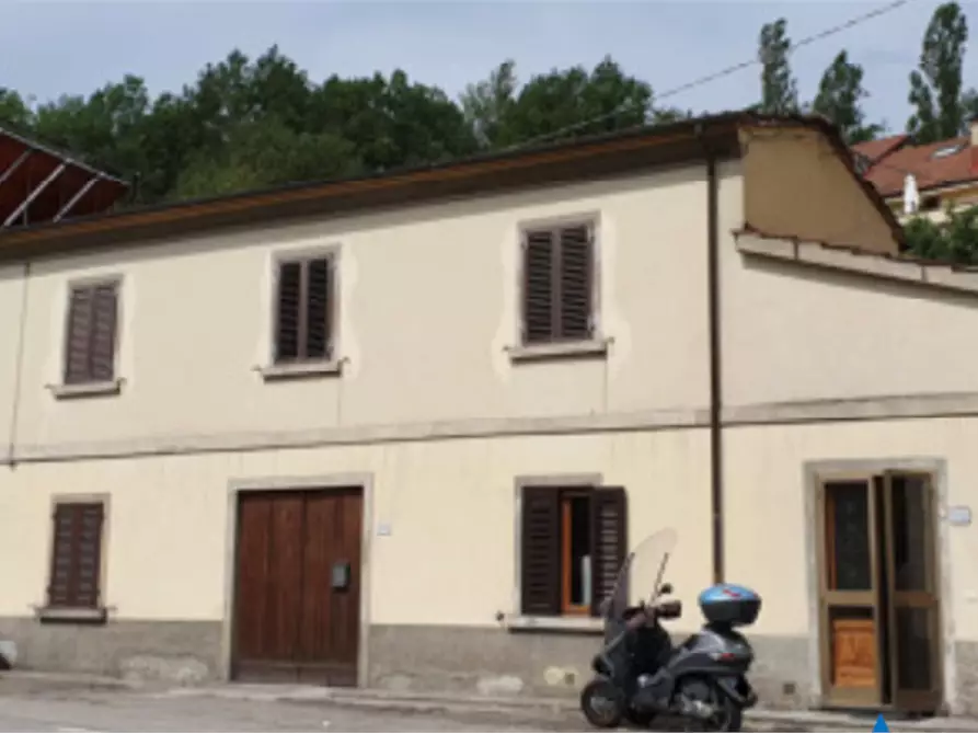 Immagine 1 di Appartamento in vendita  in Via Faentina  a Vaglia