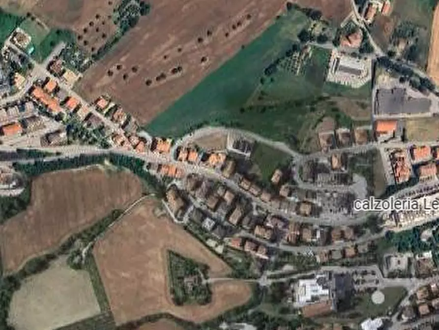 Immagine 10 di Negozio in vendita  in via Filippo Turati a Montegranaro