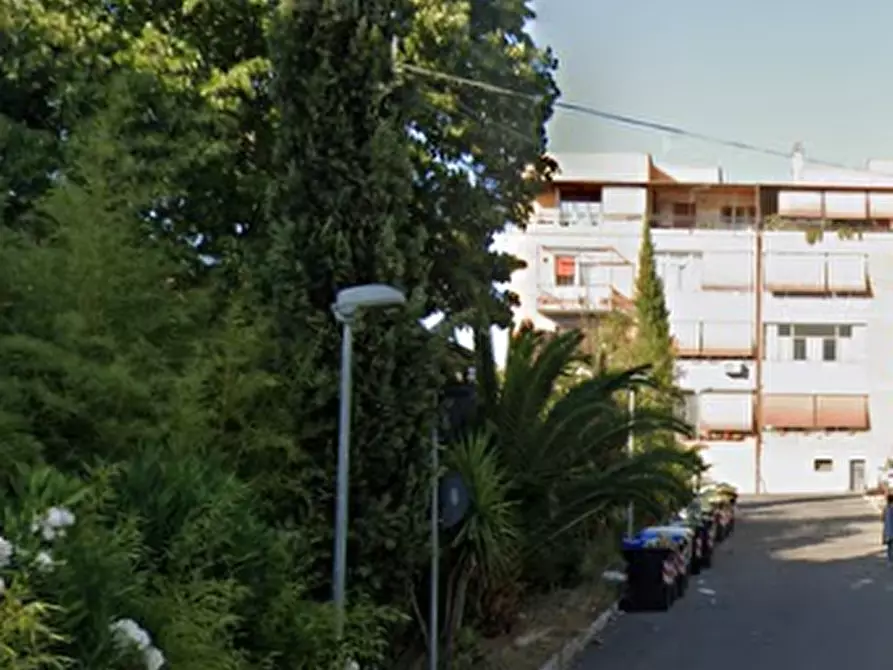 Immagine 2 di Appartamento in vendita  in Via Tuscolana a Roma