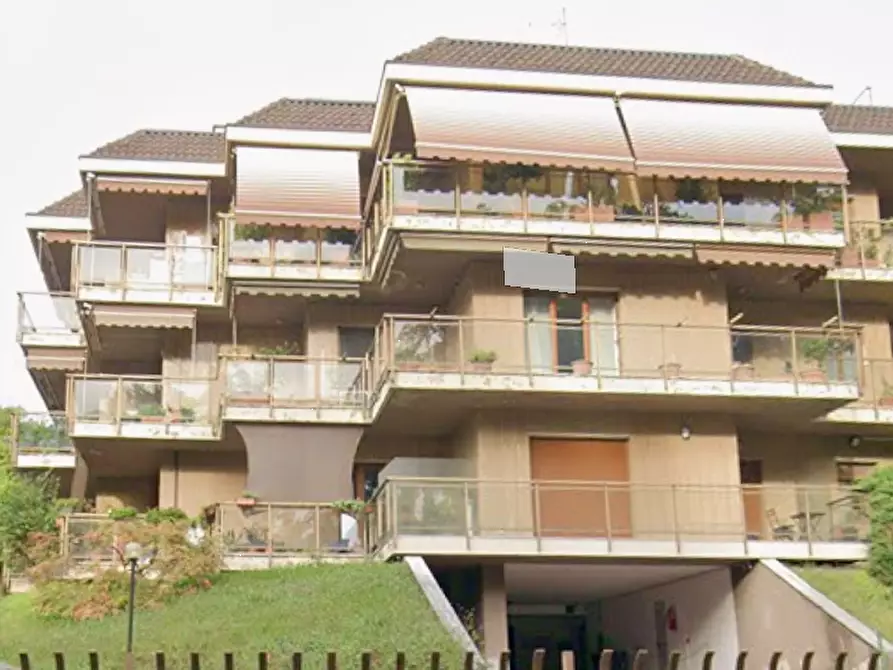 Immagine 12 di Appartamento in vendita  in Via Goldoni a Varese