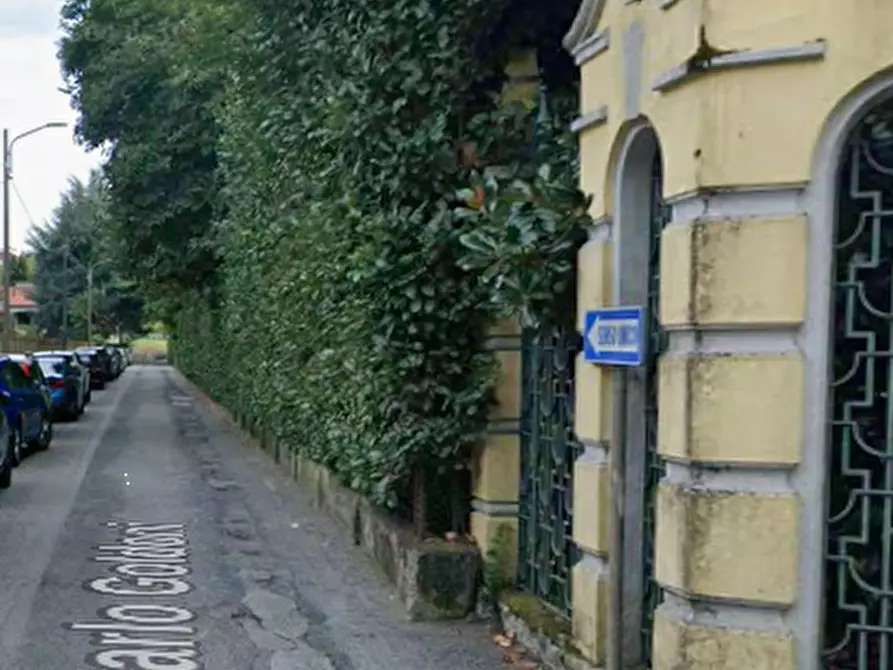 Immagine 16 di Appartamento in vendita  in Via Goldoni a Varese