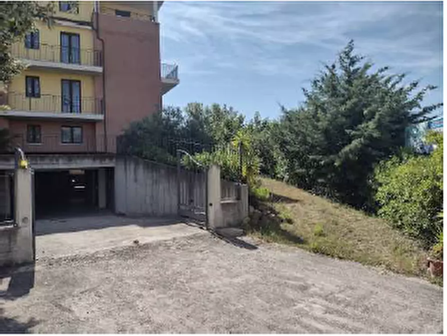 Immagine 4 di Ufficio in vendita  in Via Robert Baden Powell a Montegranaro