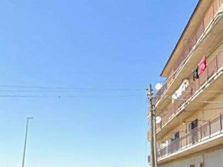 Immagine 4 di Appartamento in vendita  in Via Ceramida a Roma