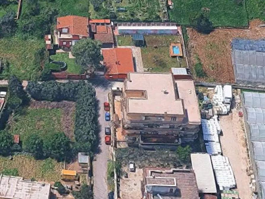 Immagine 8 di Appartamento in vendita  in Via Ceramida a Roma