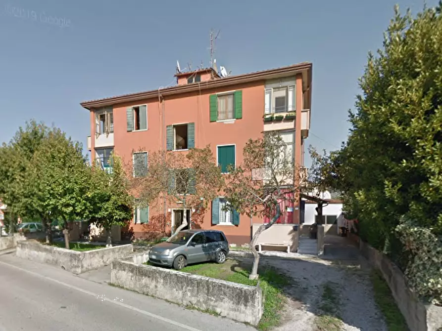 Immagine 12 di Appartamento in vendita  in Via Roverelli a Fosso'