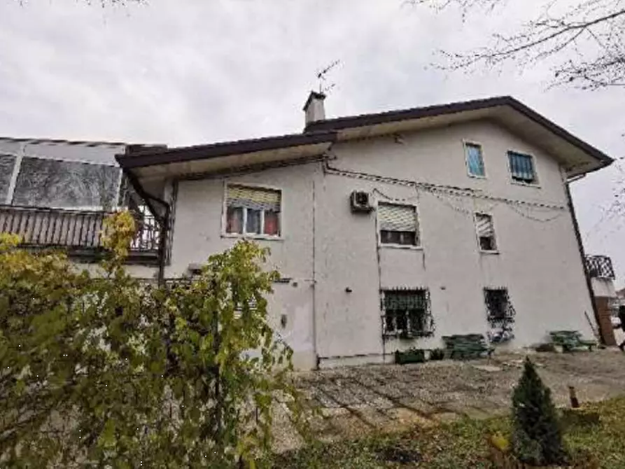 Immagine 4 di Villa in vendita  in Via Col San Martino a Venezia