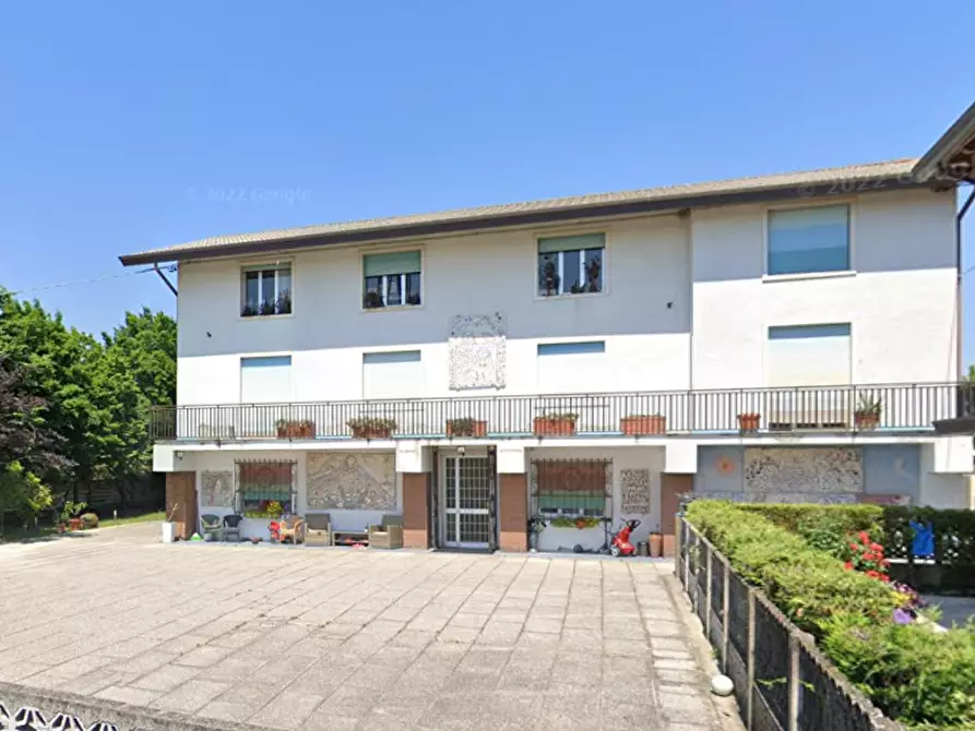 Immagine 10 di Villa in vendita  in Via Col San Martino a Venezia