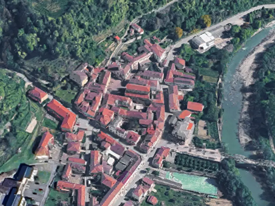 Immagine 2 di Magazzino in vendita  in Piazza Dante a Vesime