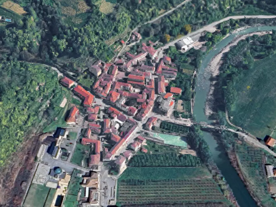 Immagine 3 di Magazzino in vendita  in Piazza Dante a Vesime