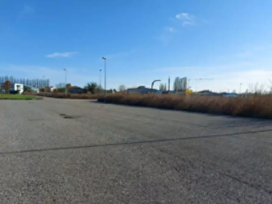 Immagine 8 di Terreno edificabile in vendita  in Via Pietro Nenni a Fratta Polesine