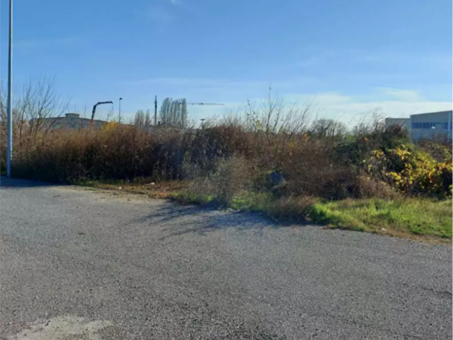 Immagine 8 di Terreno edificabile in vendita  in via Pietro Nenni a Fratta Polesine