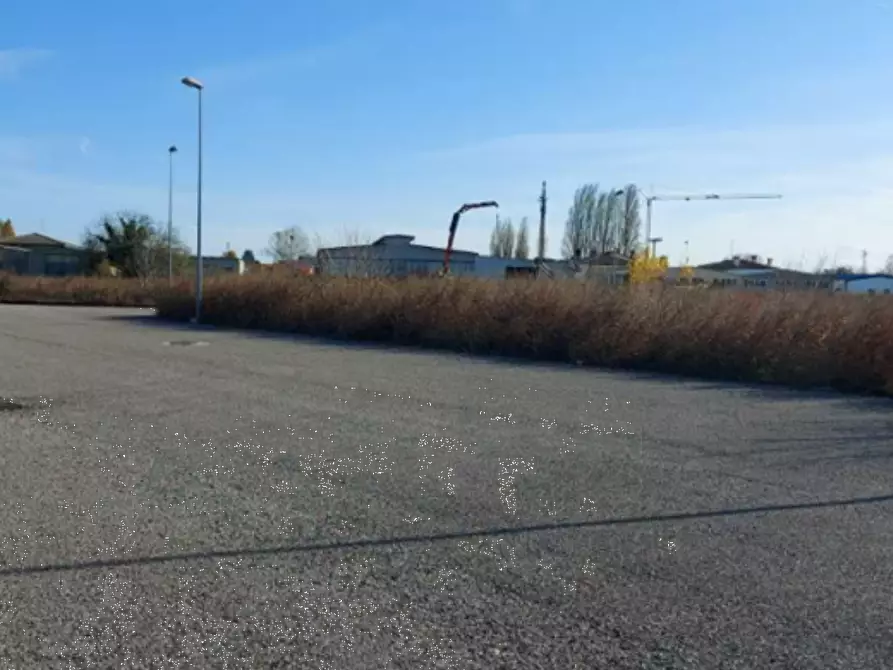 Immagine 11 di Terreno edificabile in vendita  in via Pietro Nenni a Fratta Polesine