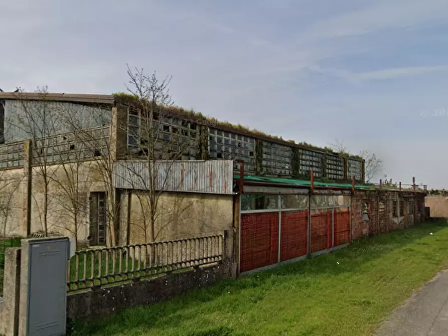 Immagine 7 di Capannone industriale in vendita  in Via 2 Giugno a Jolanda Di Savoia