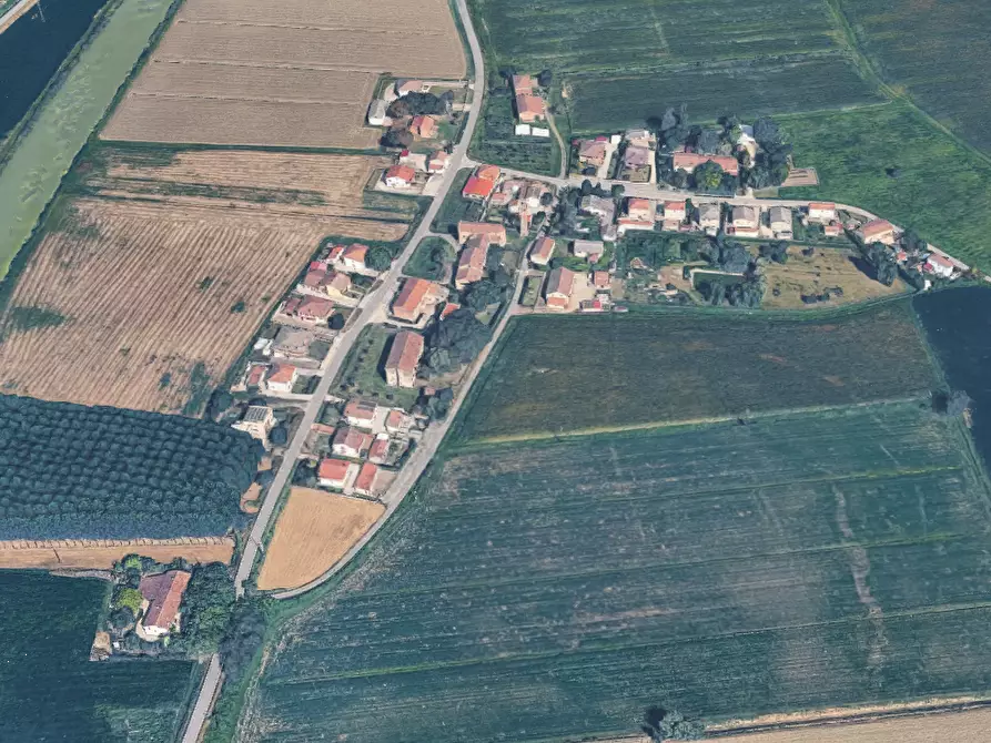 Immagine 9 di Casa indipendente in vendita  in Via Massafiscaglia a Ferrara