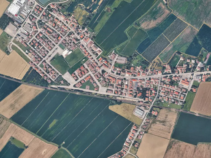 Immagine 3 di Appartamento in vendita  in Piazza Cesare Toschi a Masi Torello