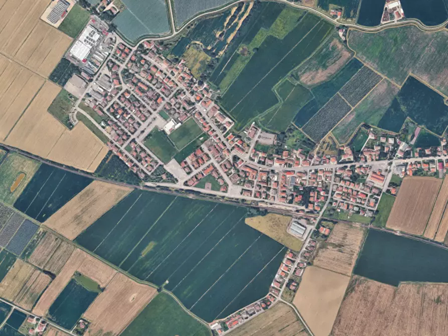 Immagine 4 di Appartamento in vendita  in Piazza Cesare Toschi a Masi Torello