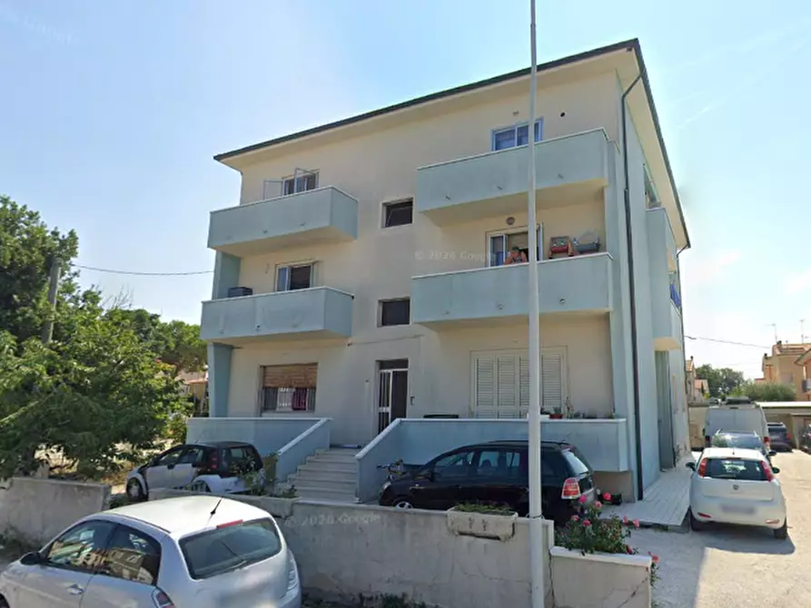 Immagine 8 di Appartamento in vendita  in Viale Piceno a Fano