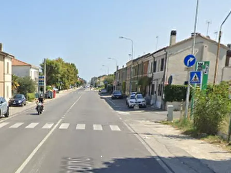 Immagine 14 di Appartamento in vendita  in Viale Piceno a Fano