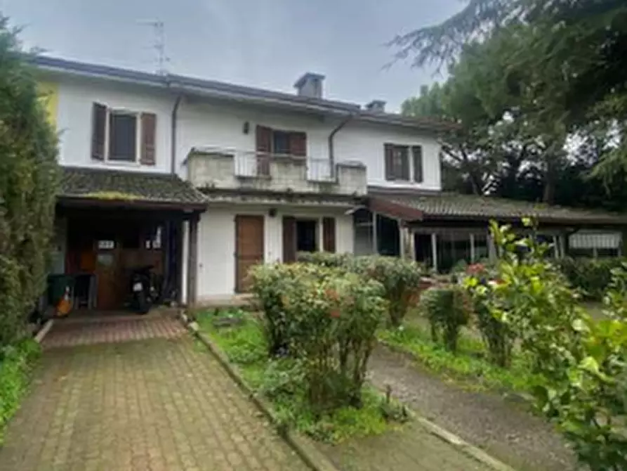 Immagine 9 di Villetta a schiera in vendita  in Via Antonio Gramsci a Castellucchio