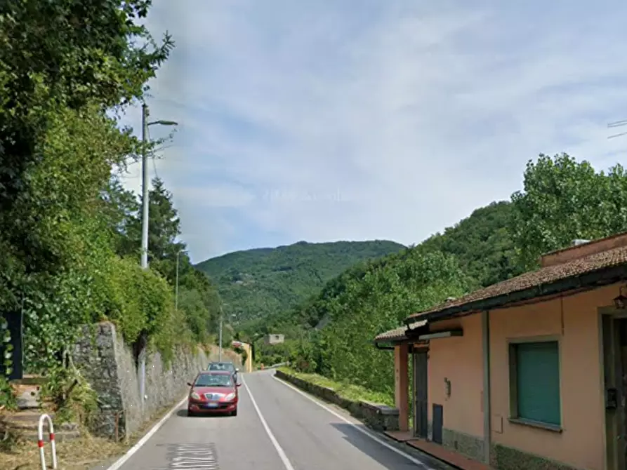 Immagine 9 di Appartamento in vendita  in Via Ettore Pinzani  a Dicomano