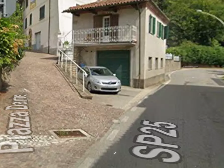 Immagine 7 di Magazzino in vendita  in Piazza Dante a Vesime