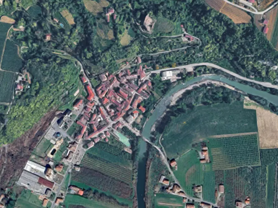 Immagine 2 di Magazzino in vendita  in Regione Travazza a Vesime