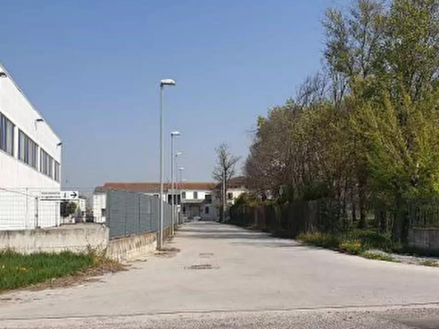 Immagine 2 di Capannone industriale in vendita  in Via Colonna a Castelbelforte