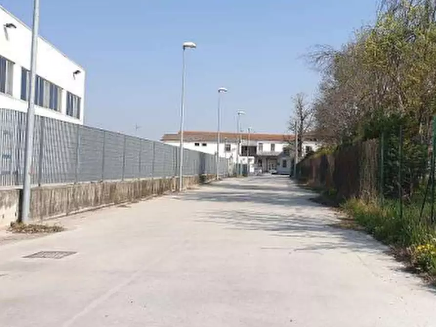Immagine 3 di Capannone industriale in vendita  in Via Colonna a Castelbelforte