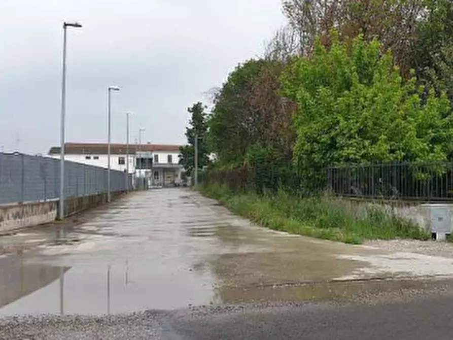 Immagine 4 di Capannone industriale in vendita  in Via Colonna a Castelbelforte