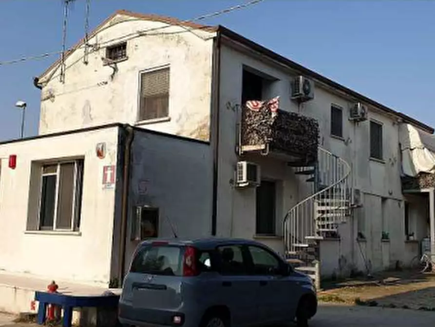 Immagine 19 di Capannone industriale in vendita  in Via Colonna a Castelbelforte