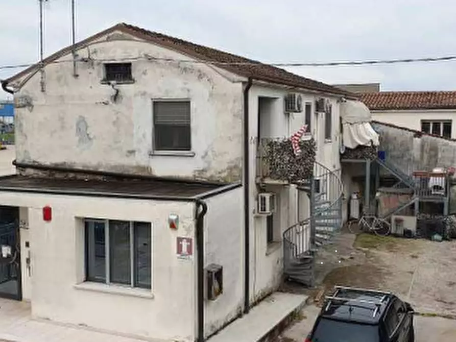 Immagine 20 di Capannone industriale in vendita  in Via Colonna a Castelbelforte