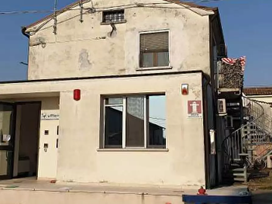 Immagine 21 di Capannone industriale in vendita  in Via Colonna a Castelbelforte